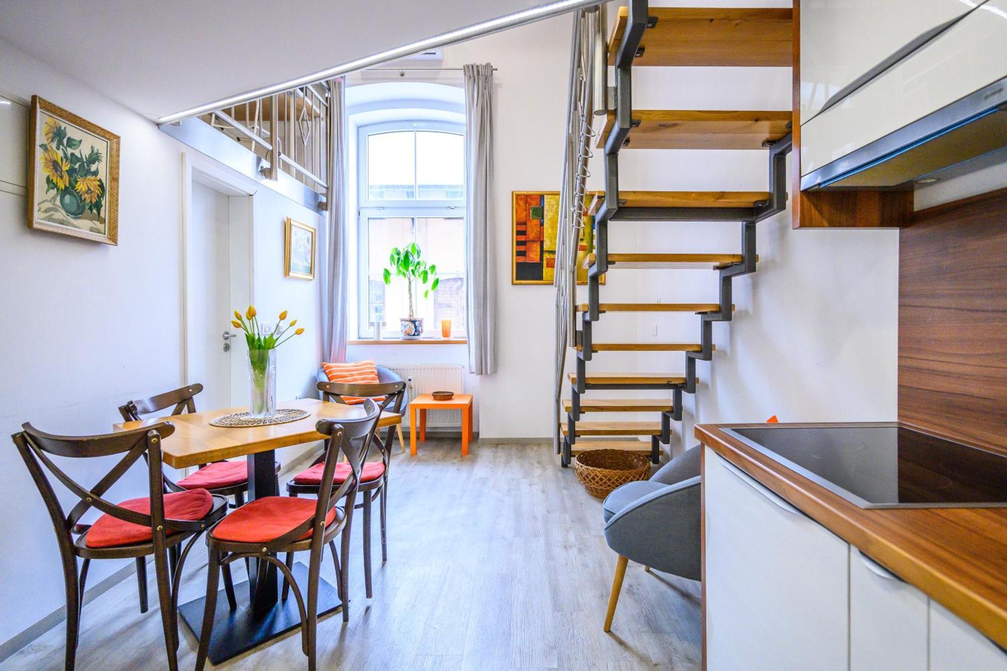 The Happy Loft Leilighet Ljubljana Eksteriør bilde